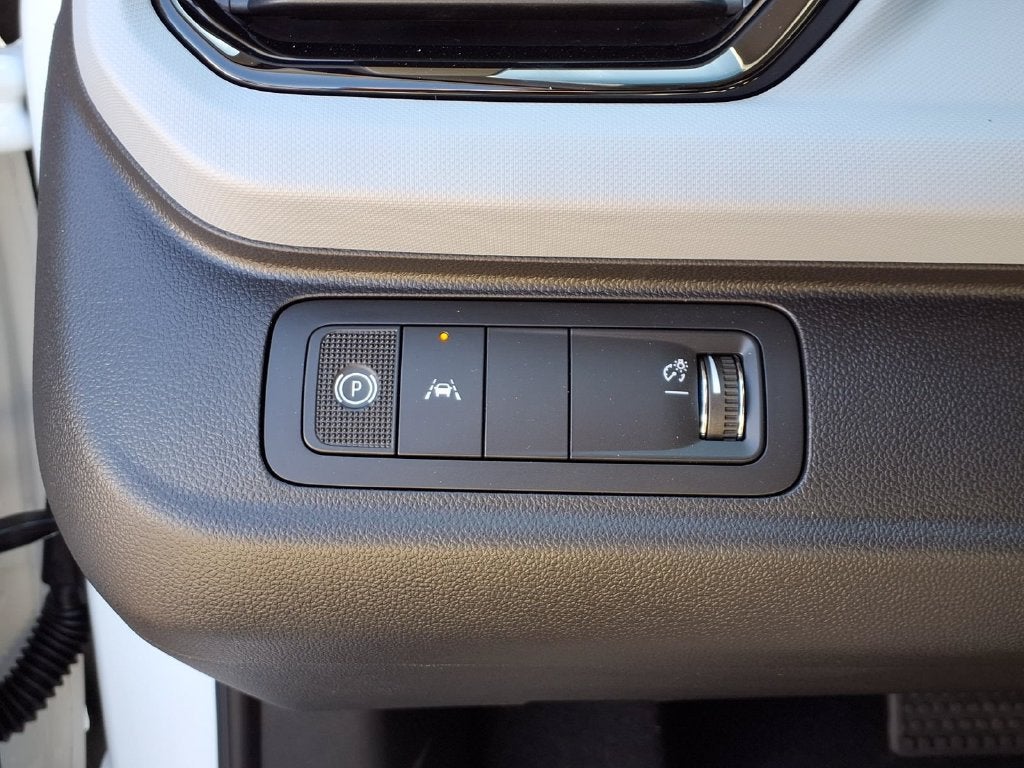 2027 Chevrolet Bolt LT - Photo 10