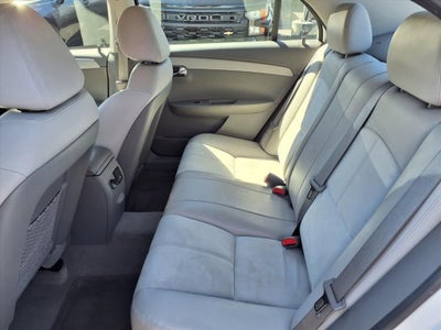 2011 Chevrolet Malibu LT w/2LT