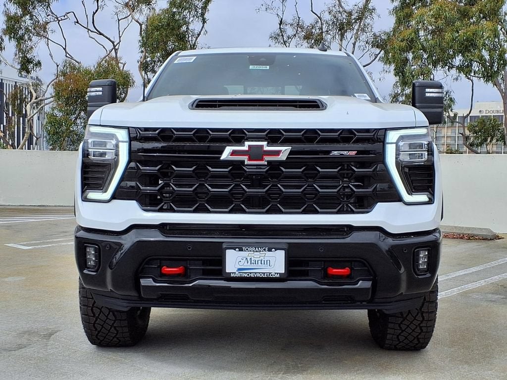 2026 Chevrolet Silverado 2500 HD ZR2 - Photo 2