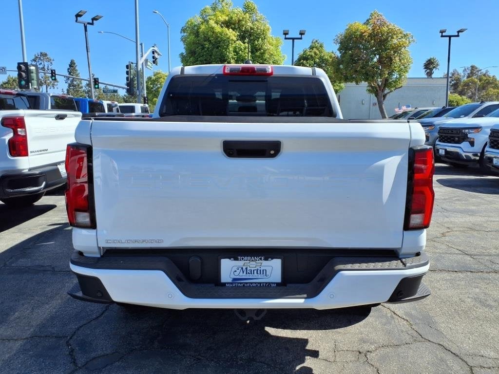 2025 Chevrolet Colorado WT/LT