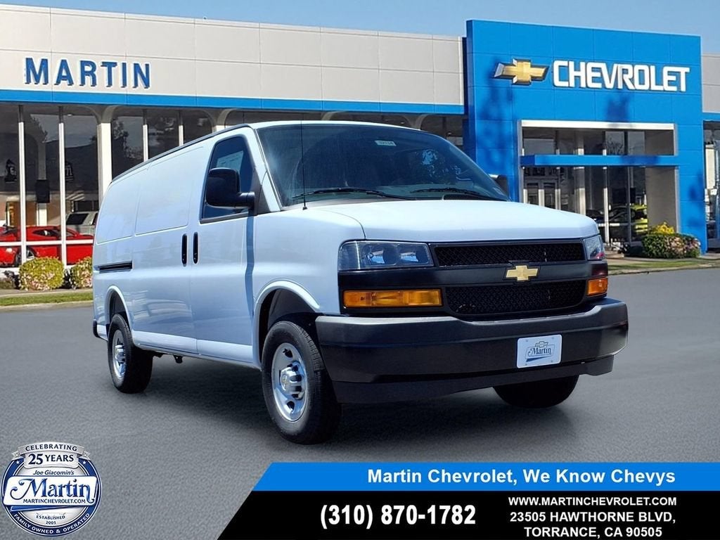 2026 Chevrolet Express Cargo WT