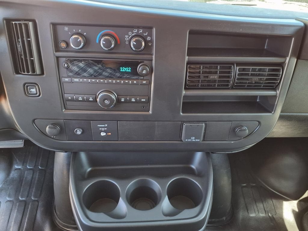 2026 Chevrolet Express Cargo WT