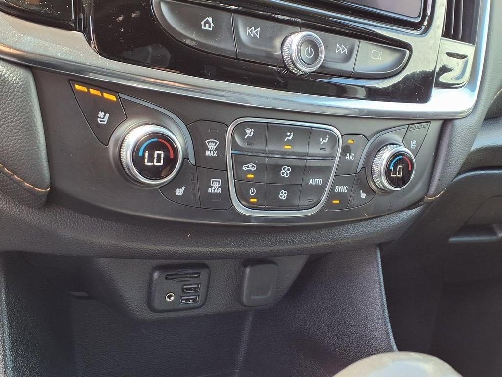 2021 Chevrolet Traverse Premier