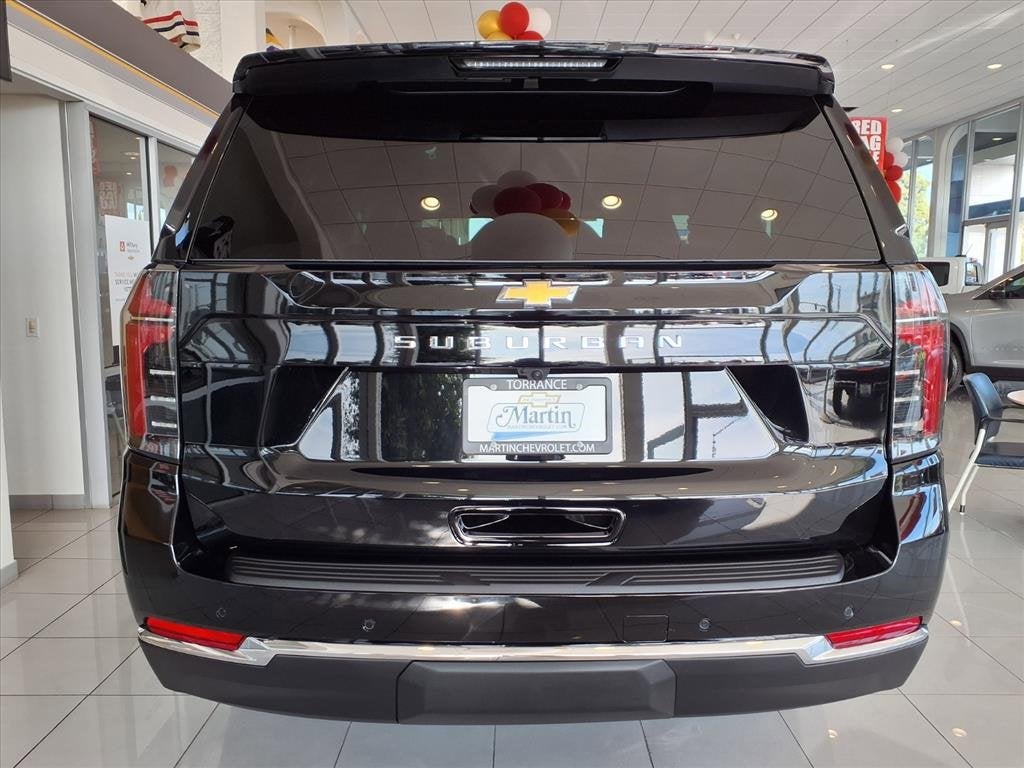 2026 Chevrolet Suburban LS