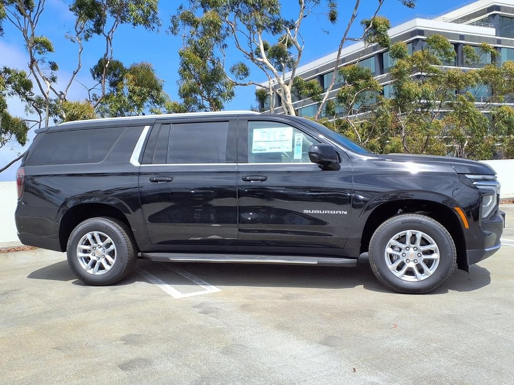 2026 Chevrolet Suburban LS