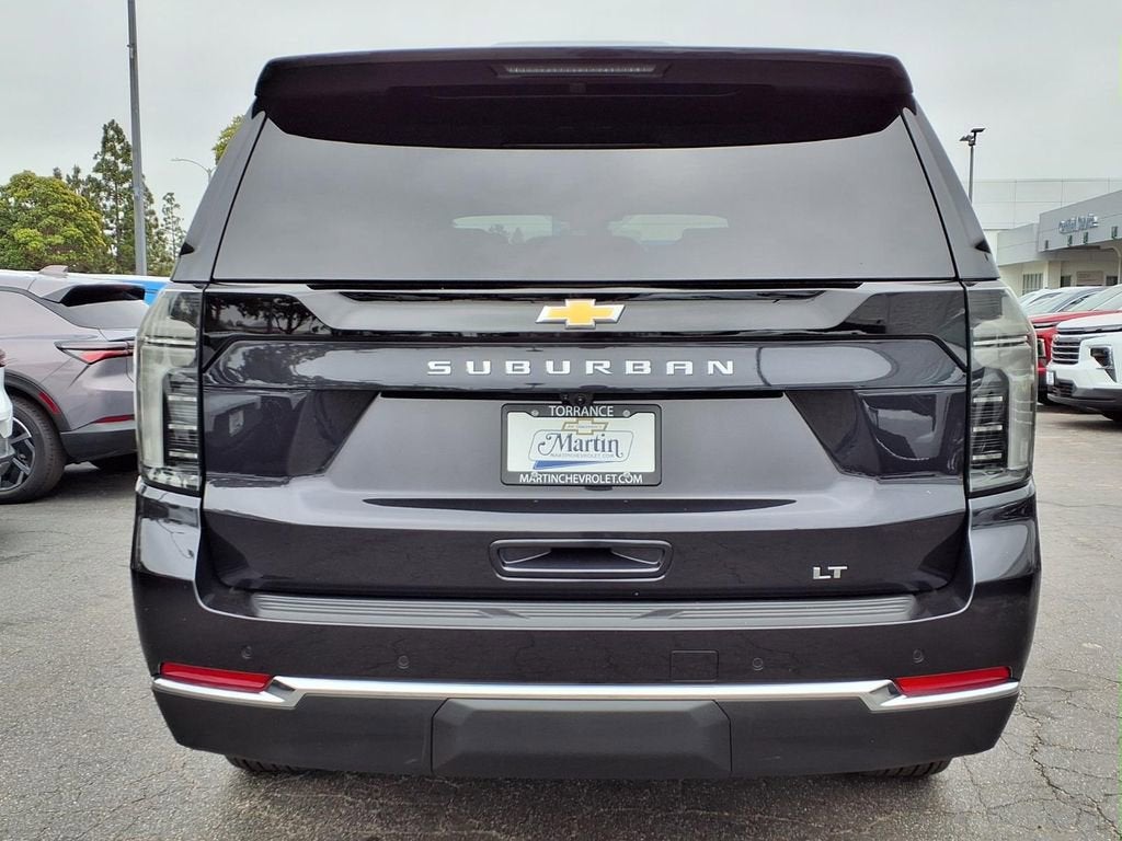 2026 Chevrolet Suburban LT