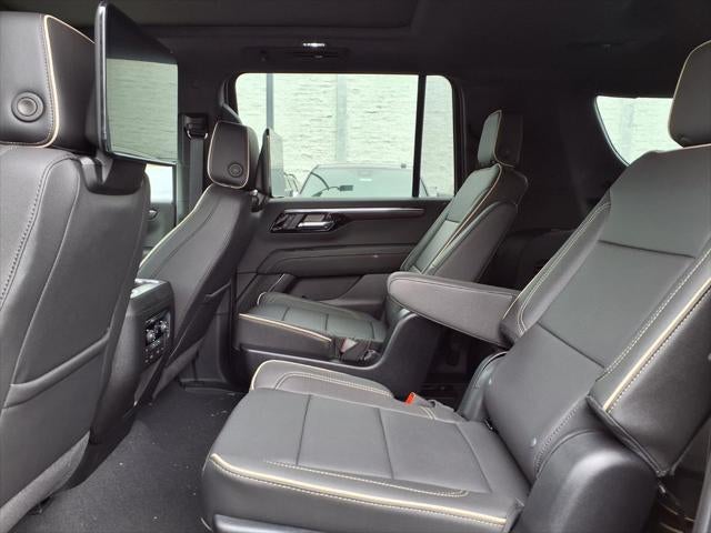 2026 Chevrolet Suburban Premier - Photo 7