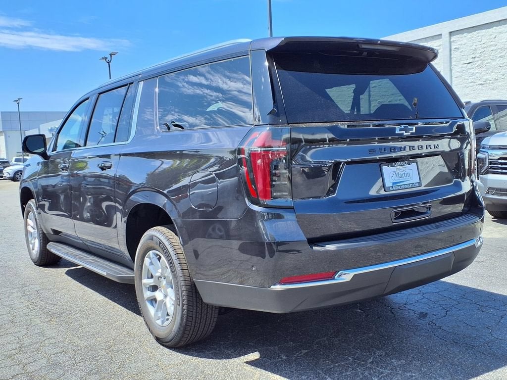 2026 Chevrolet Suburban LS
