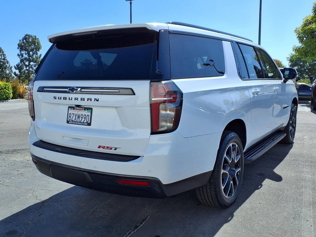 2021 Chevrolet Suburban RST