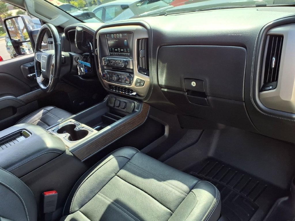 2019 GMC Sierra 2500 HD Denali