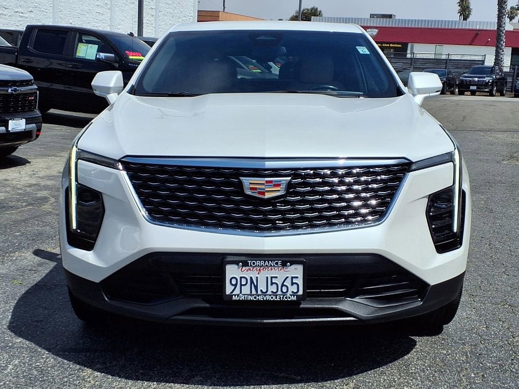 2024 Cadillac XT4 Luxury