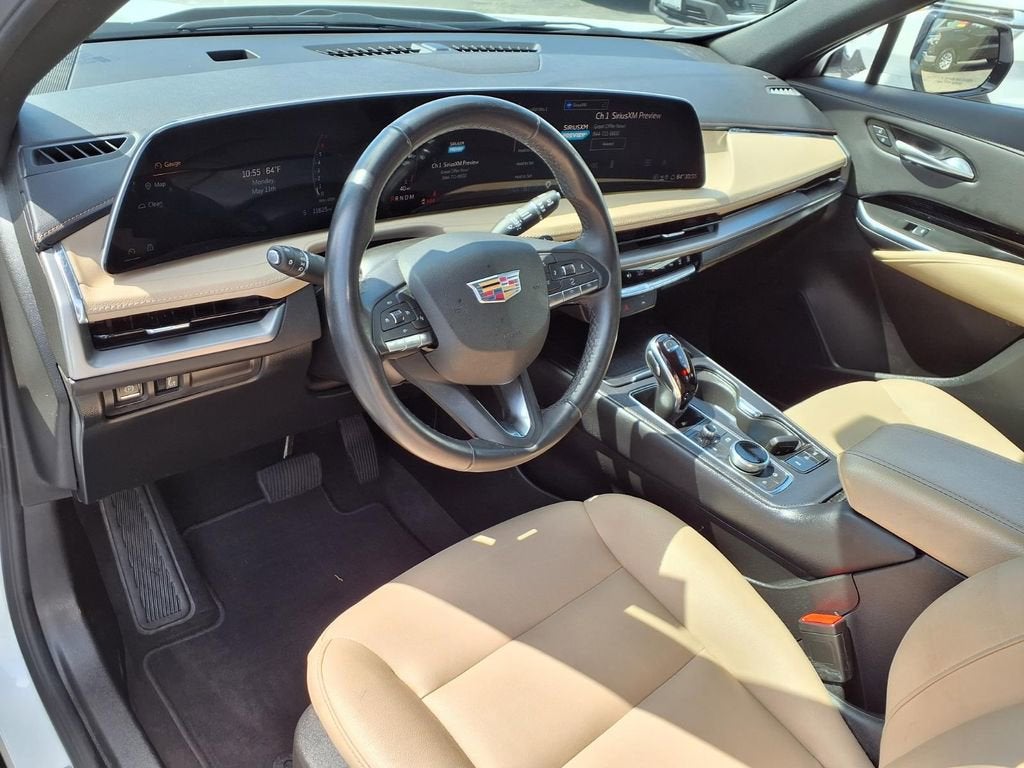 2024 Cadillac XT4 Luxury