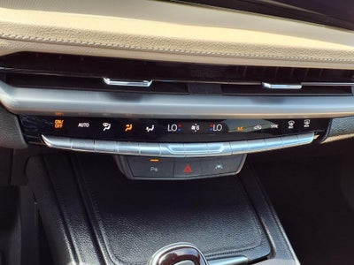 2024 Cadillac XT4 Luxury
