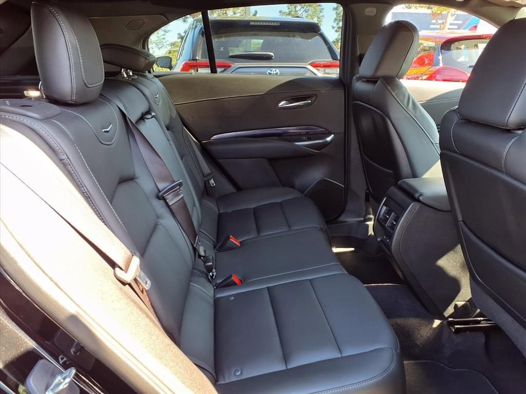 2023 Cadillac XT4 Luxury