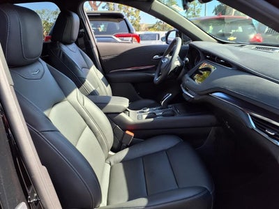 2023 Cadillac XT4 Luxury