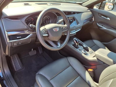 2023 Cadillac XT4 Luxury