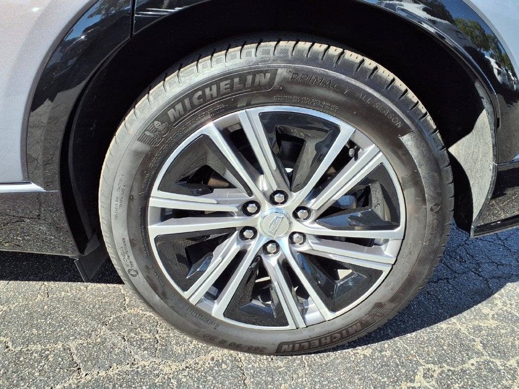 2024 Cadillac LYRIQ Luxury 1