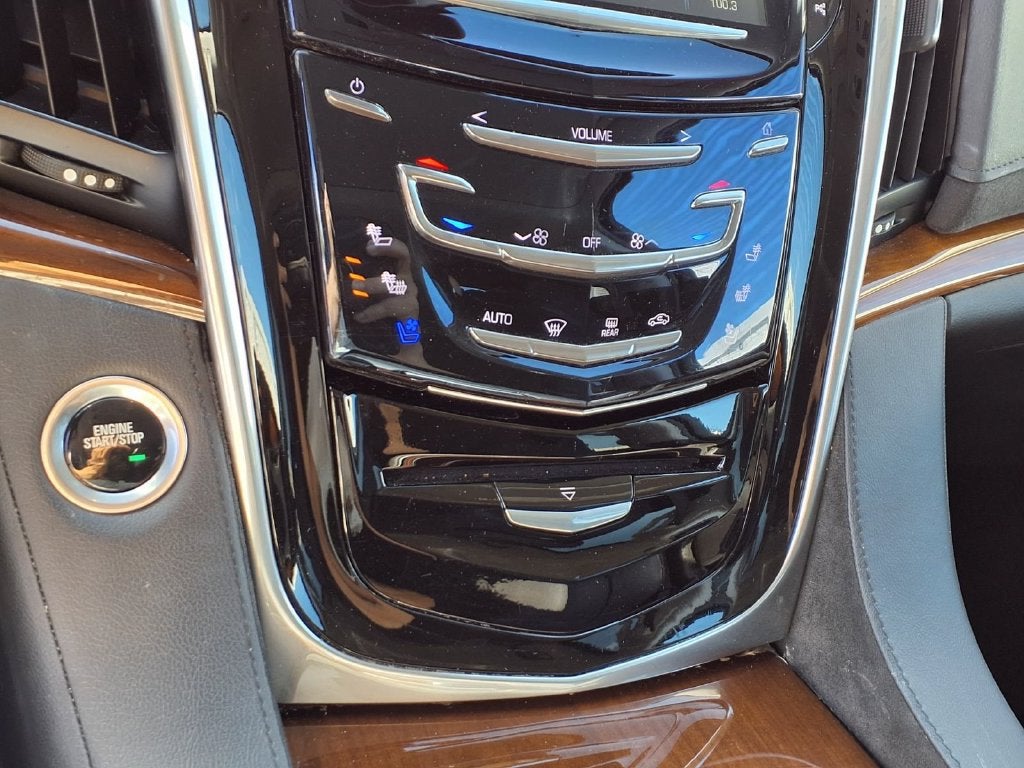 2020 Cadillac Escalade Luxury