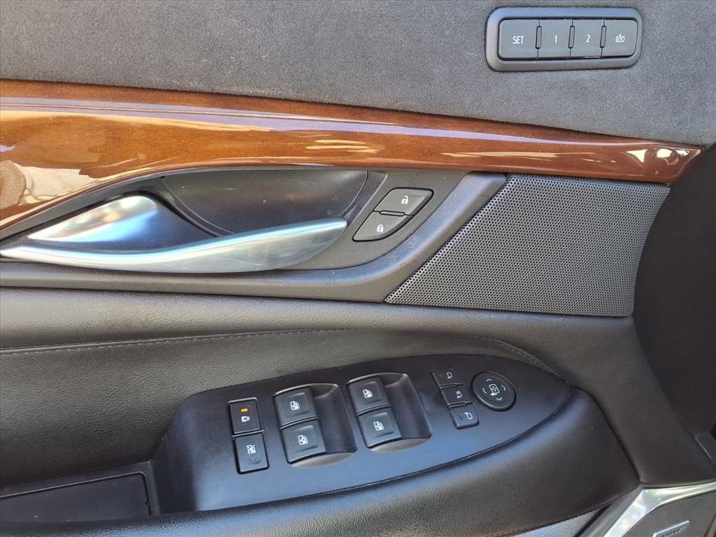 2019 Cadillac Escalade Luxury