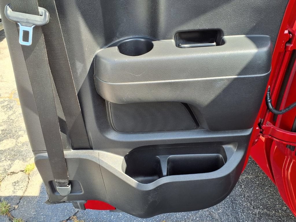 2020 Nissan TITAN King Cab S 4x2