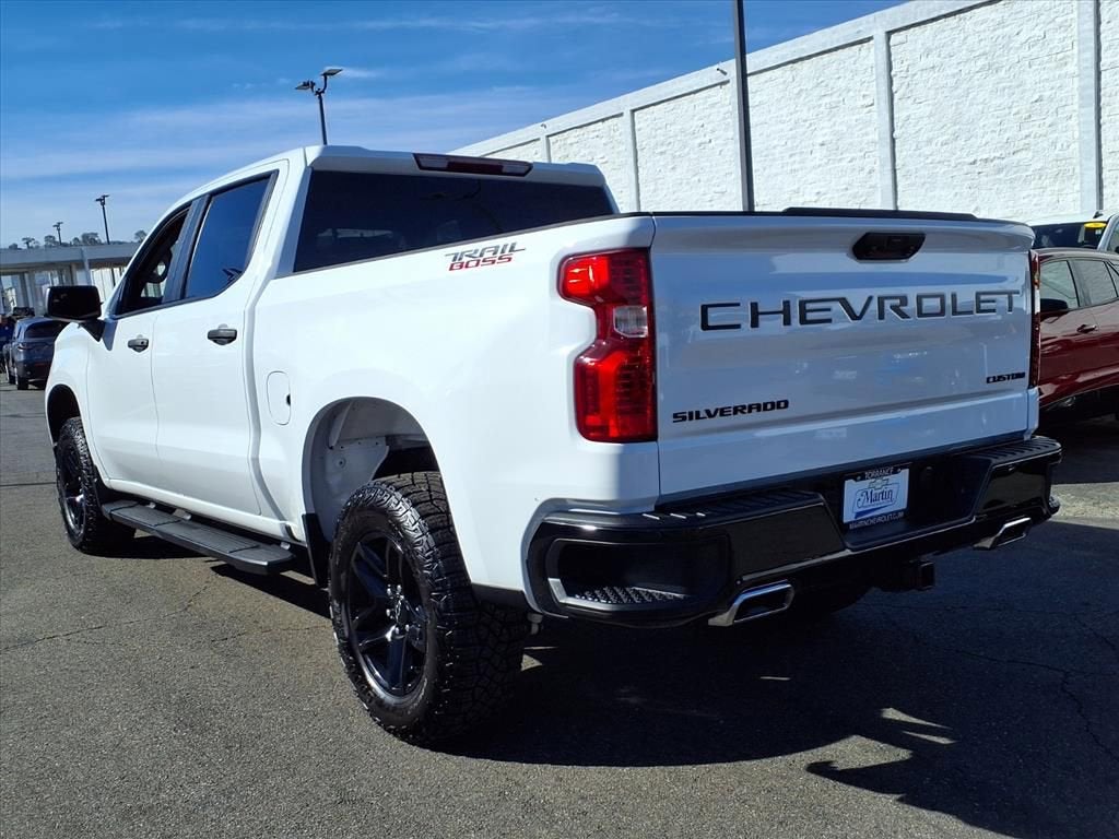 2024 Chevrolet Silverado 1500 Custom Trail Boss