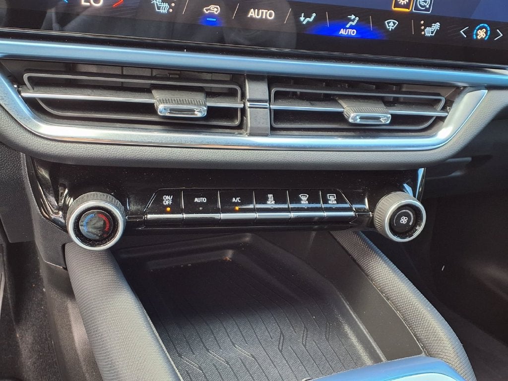 2024 Chevrolet Equinox EV 2LT