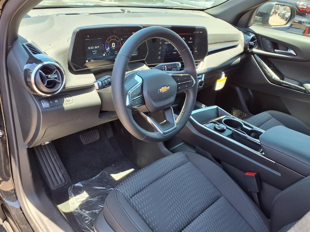 2026 Chevrolet Equinox LT - Photo 8