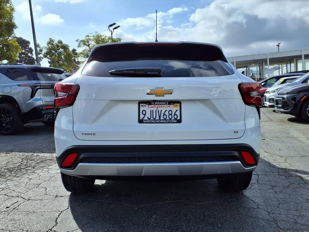 2024 Chevrolet Trax LT