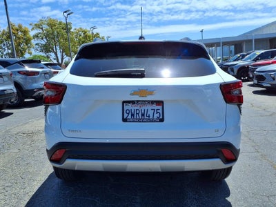 2025 Chevrolet Trax LT
