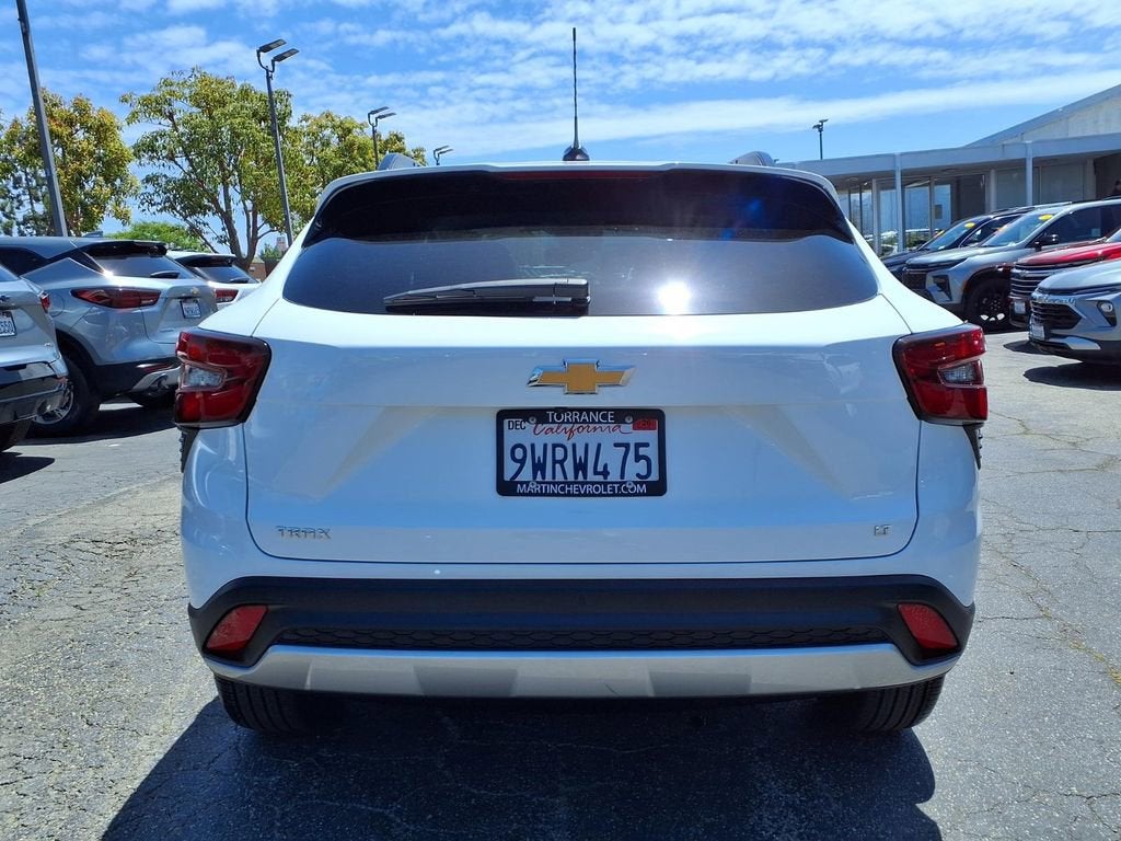 2025 Chevrolet Trax LT