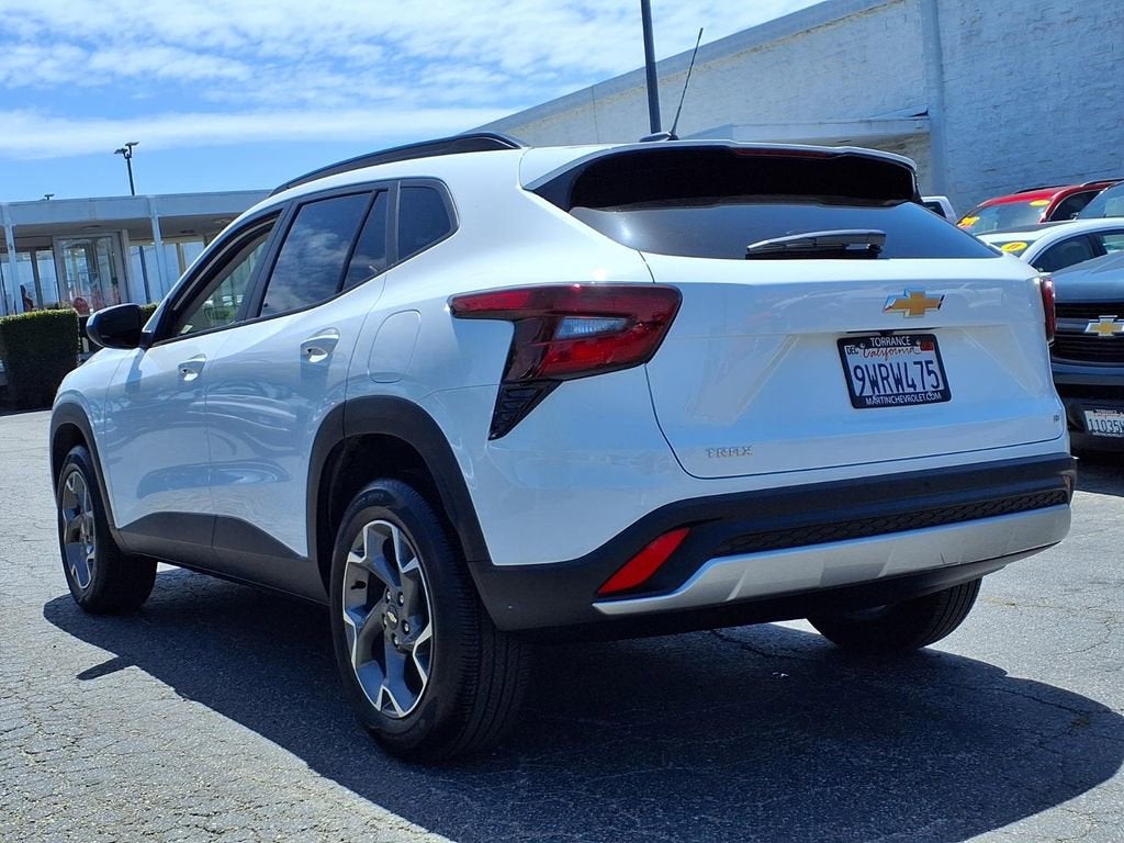 2025 Chevrolet Trax LT
