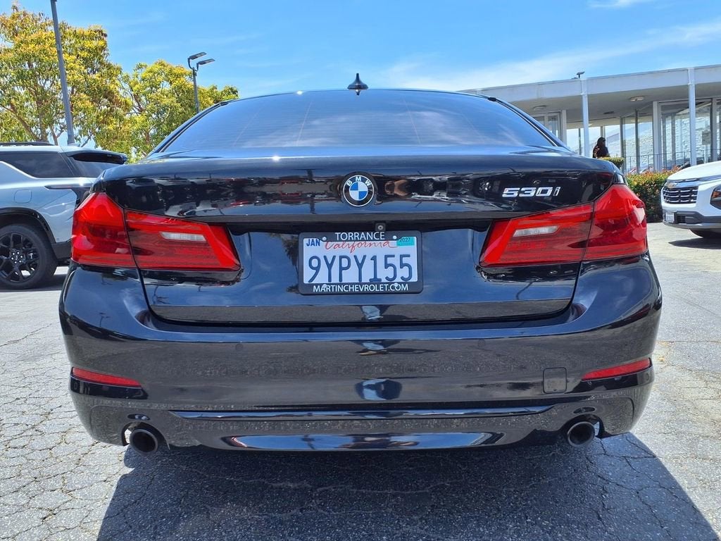 2018 BMW 530i 530i