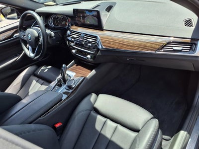 2018 BMW 530i 530i