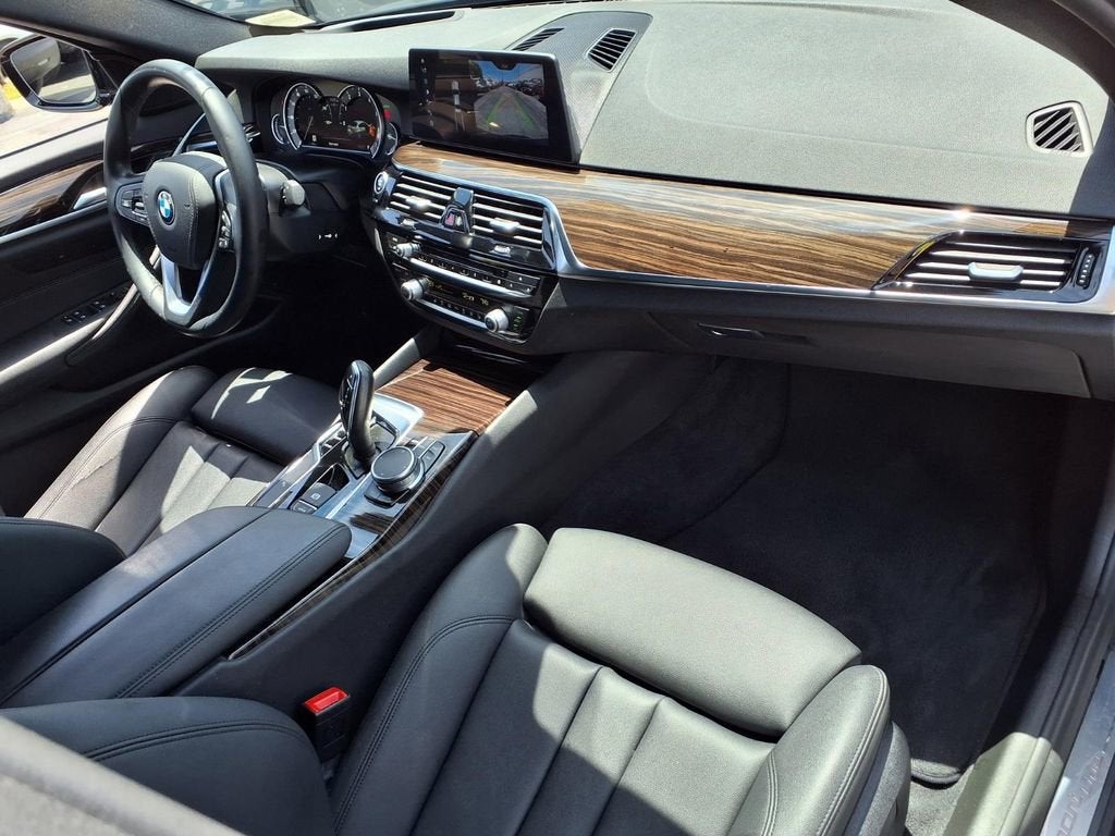 2018 BMW 530i 530i