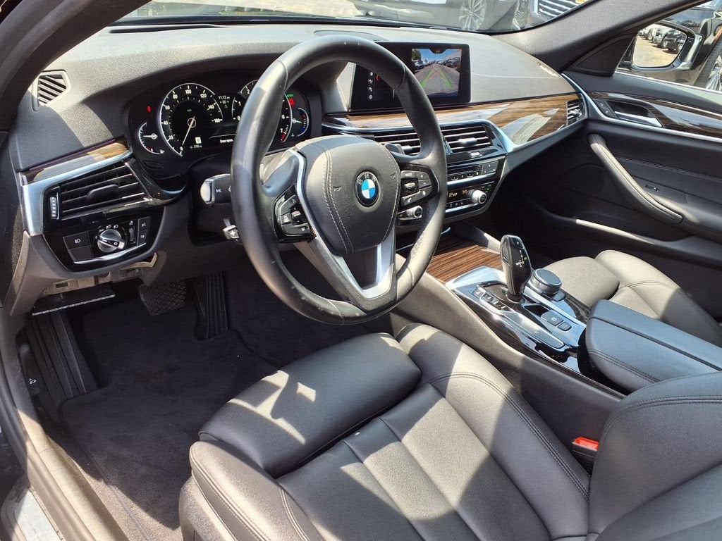 2018 BMW 530i 530i