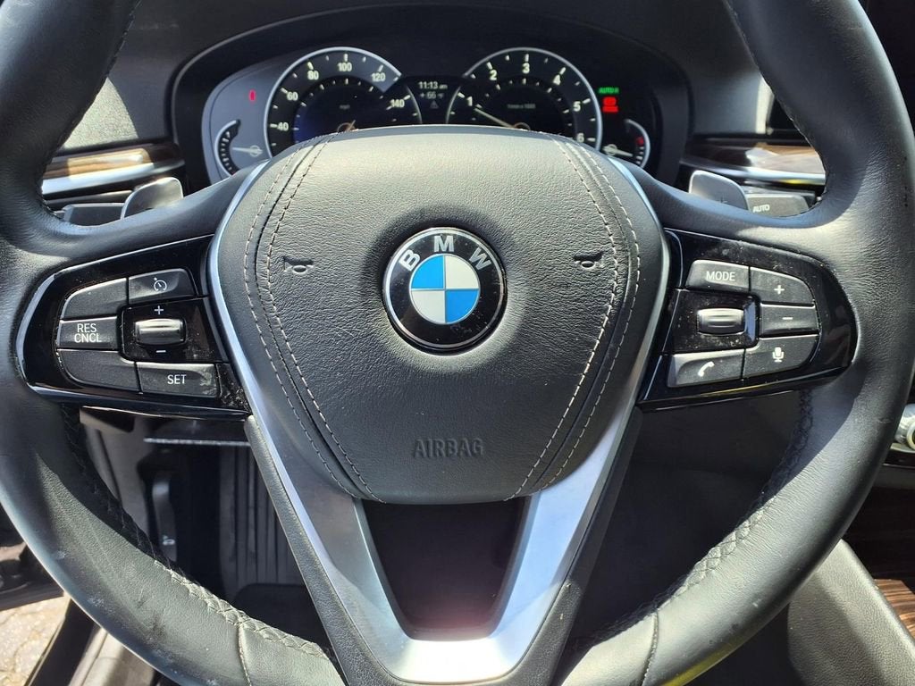 2018 BMW 530i 530i